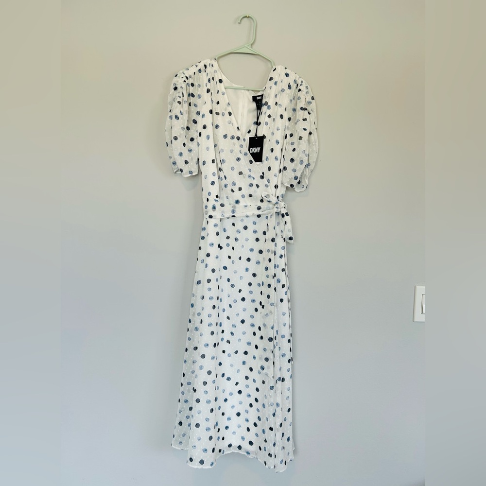 NWT! DKNY Midi White and Blue Polka Dots Wrap Dress with Puff Sleeves! Size 14W!